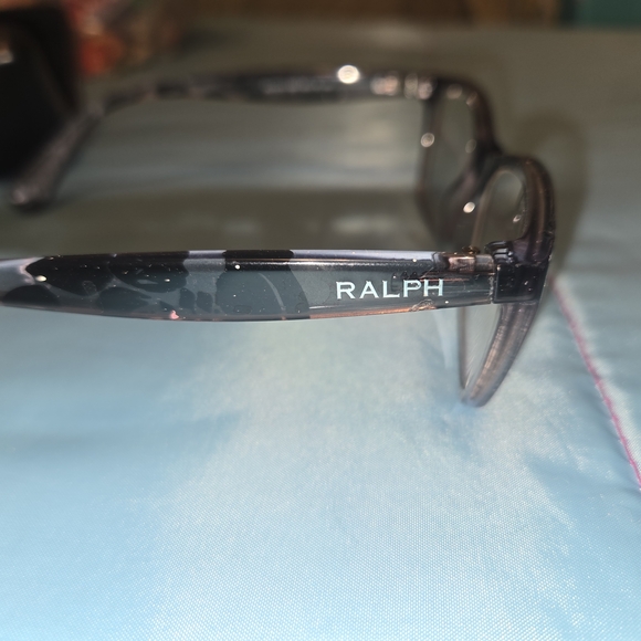 Polo Ralph Lauren Hard Shell Eyeglass Case With Eyeglass Frames/cleaning Cloth - Picture 7 of 13